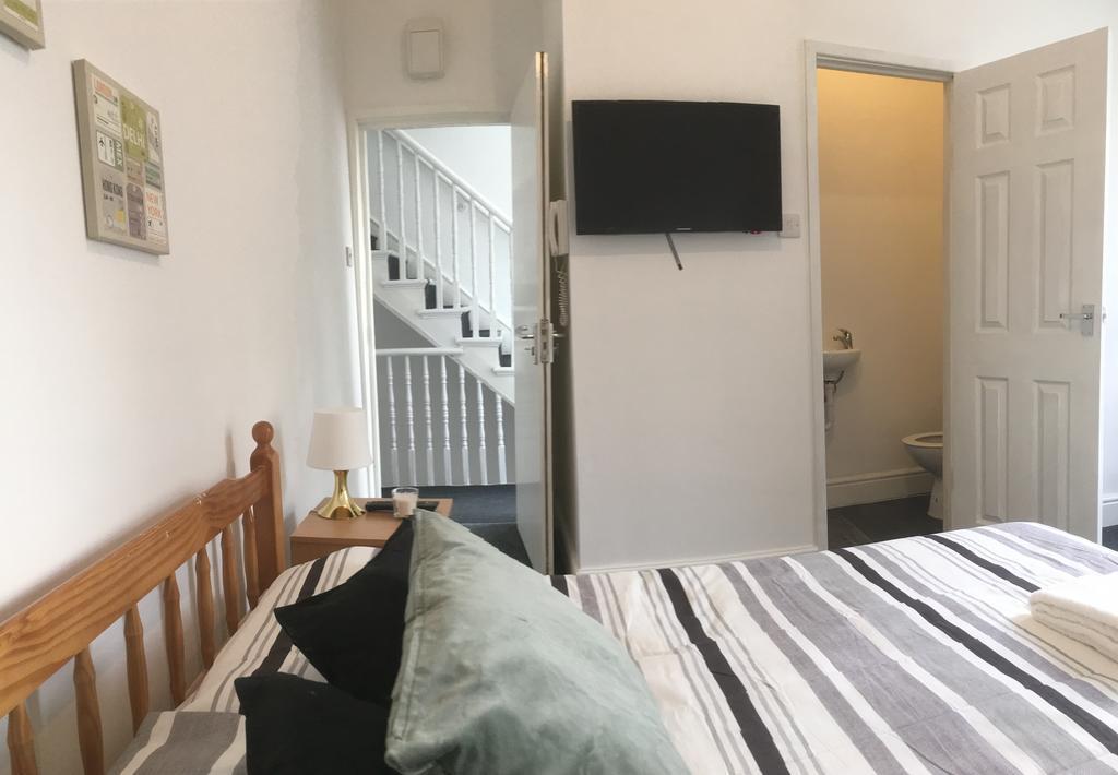 Hammersmith Lifestyle * London